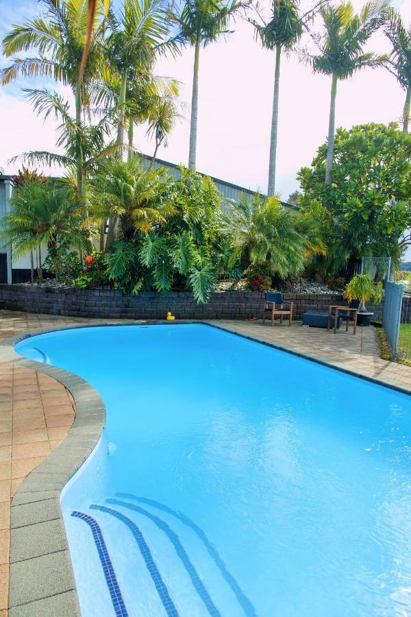 โรงแรมเดอะ เคลนดัน Opua ภายนอก รูปภาพ